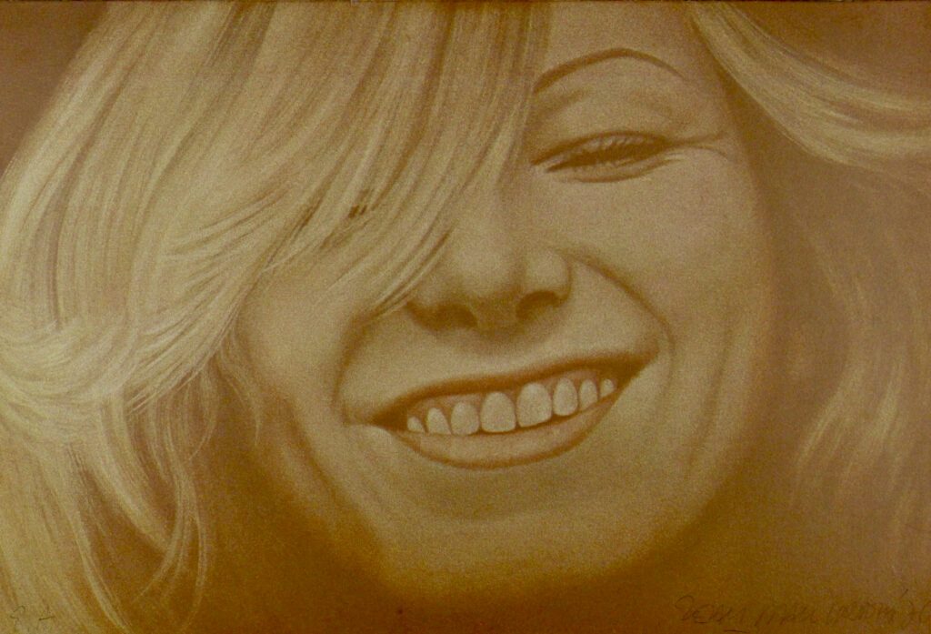 Smiling Lady Small – Jean Paul Vroom